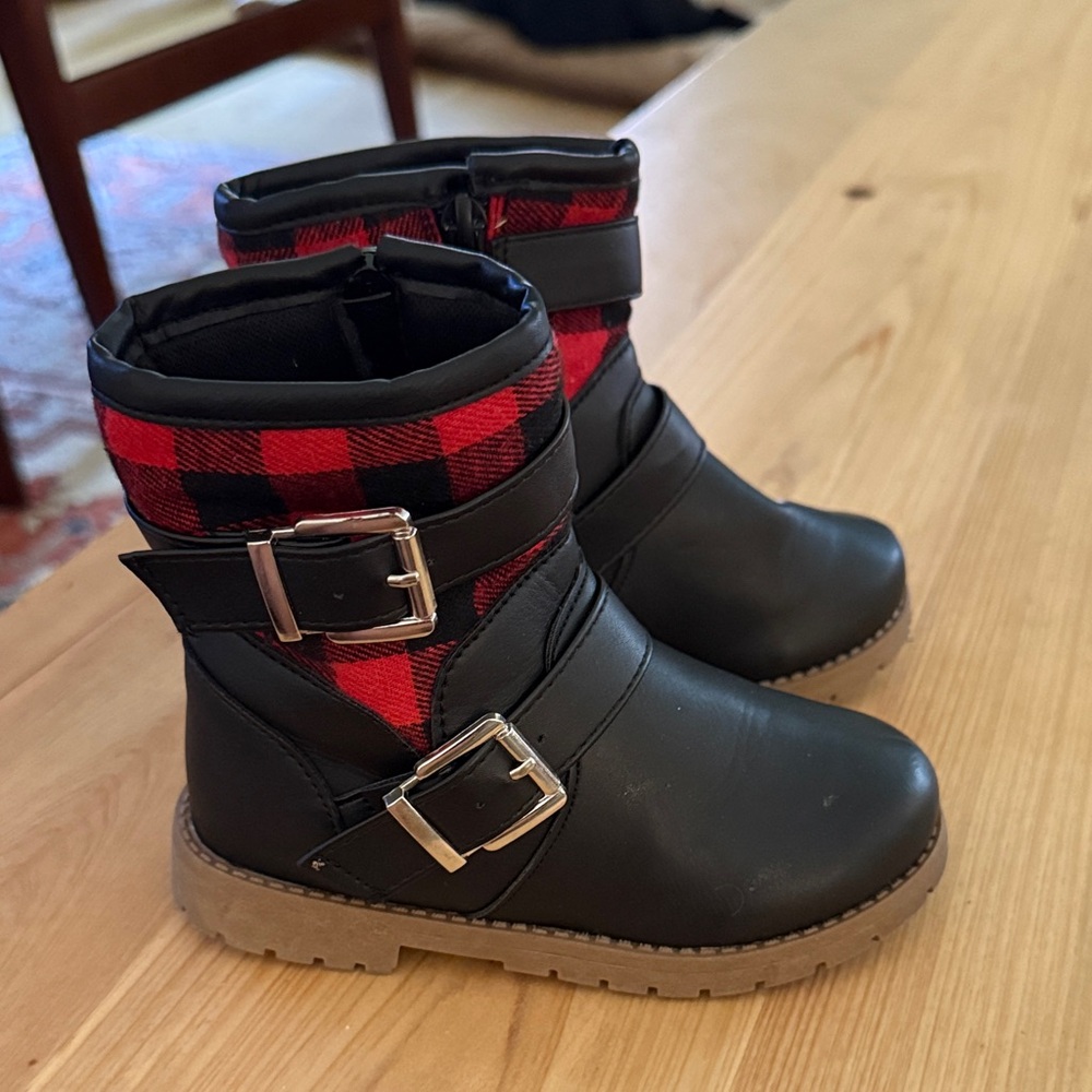 Cat & Jack Black and Red Kids Boots